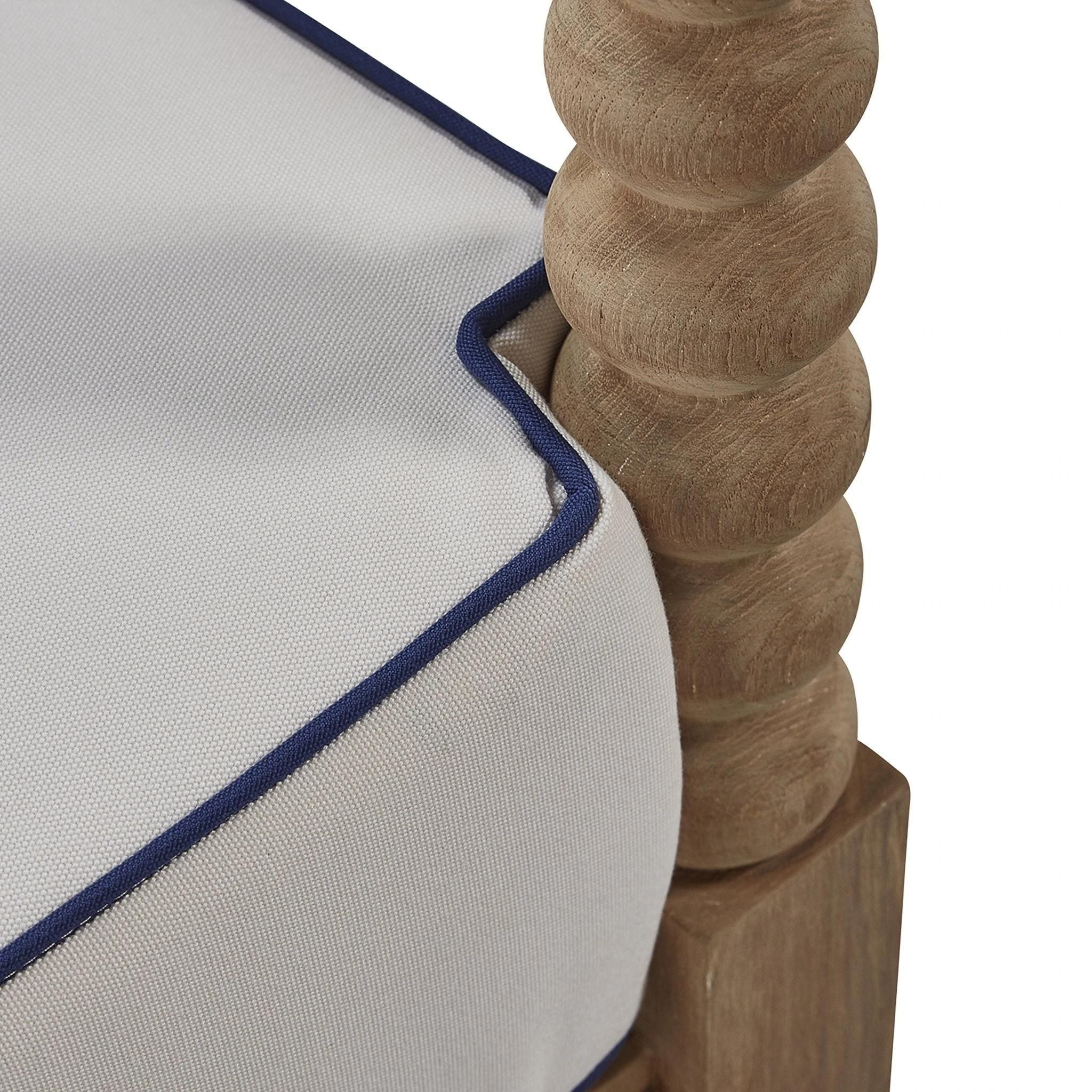 Lind Chair