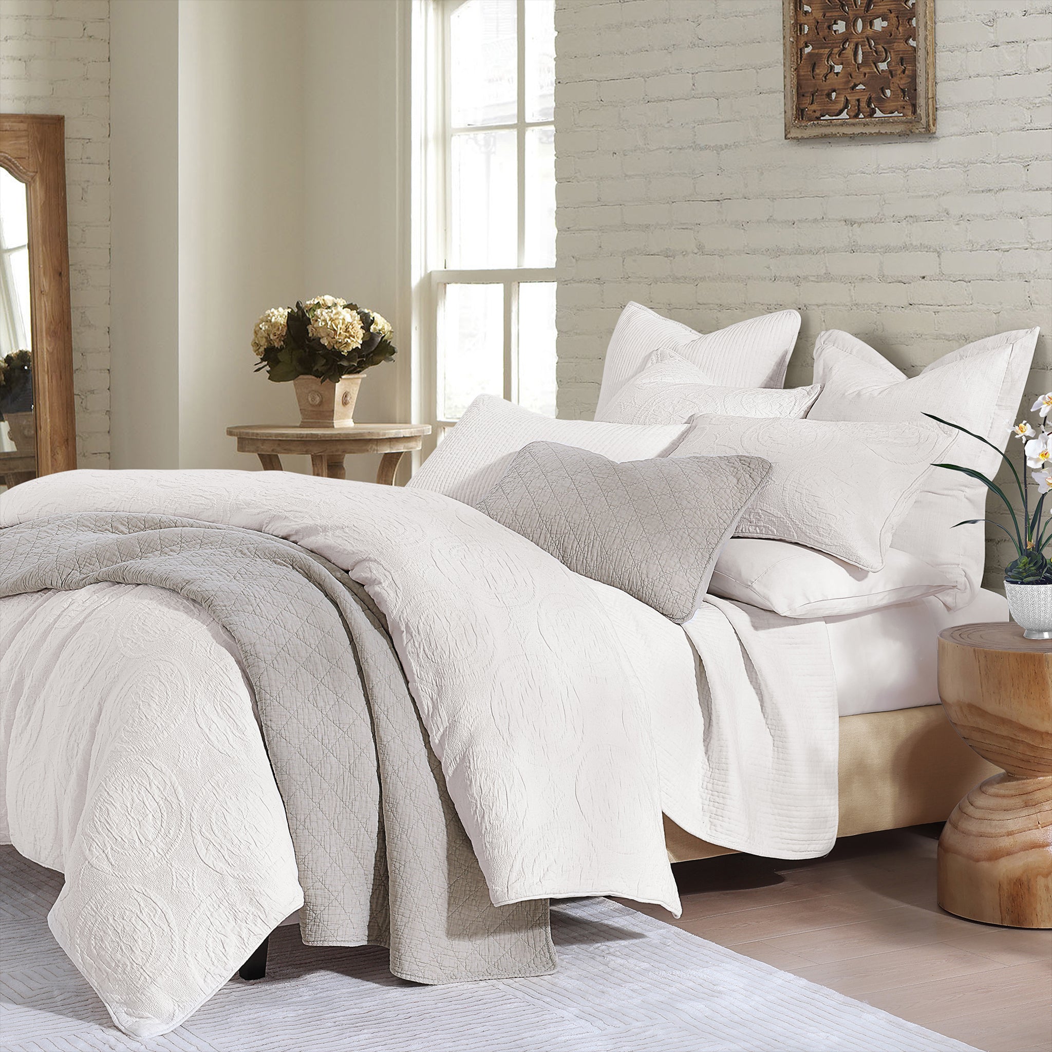 Posada Comforter, Set of 3